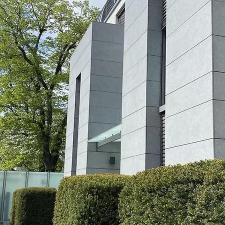 Apartment Moderne Terrassenwohnung Mit Blick In Den Luisenpark *