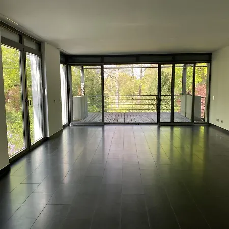Moderne Terrassenwohnung Mit Blick In Den Luisenpark Apartment