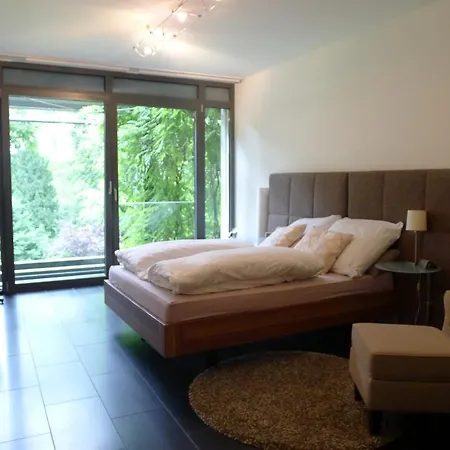 Moderne Terrassenwohnung Mit Blick In Den Luisenpark Apartment